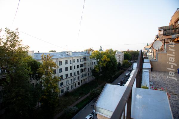 Квартира с террасой в центре. Ленинградская область, Бокситогорск